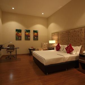 Horizon Lake View Resort